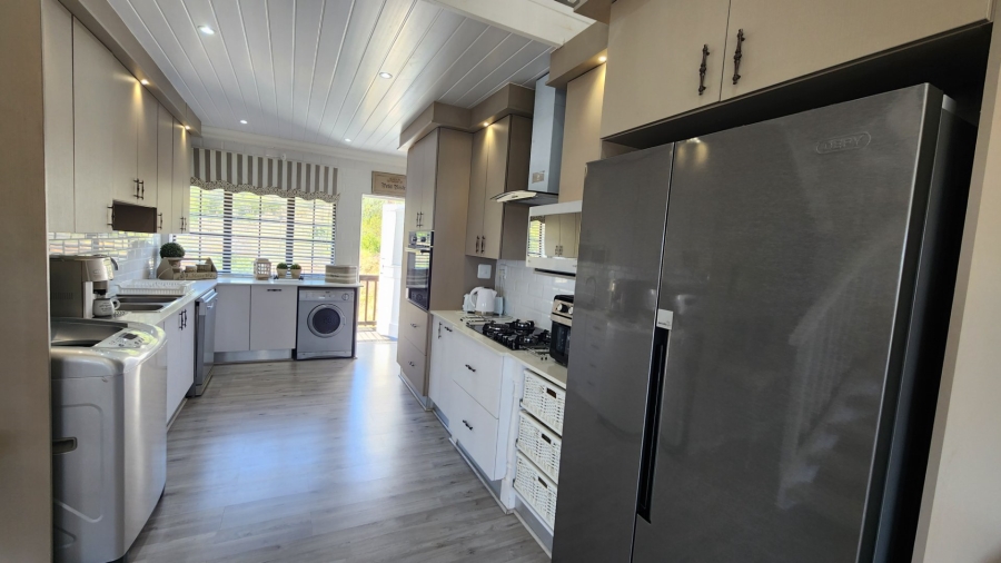 3 Bedroom Property for Sale in Vakansieplaas Western Cape